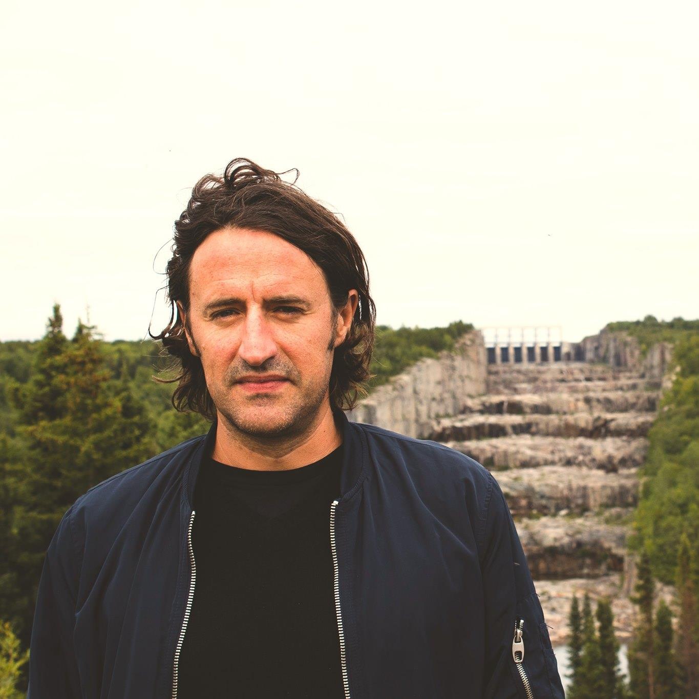 Canadian Singer/Songwriter Sébastien Lacombe Releases “Fly” LP